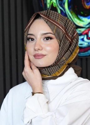 Soyut Desen Kahverengi Soft Pamuk Eşarp 